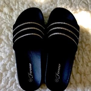 Forever platform sandals 🩴